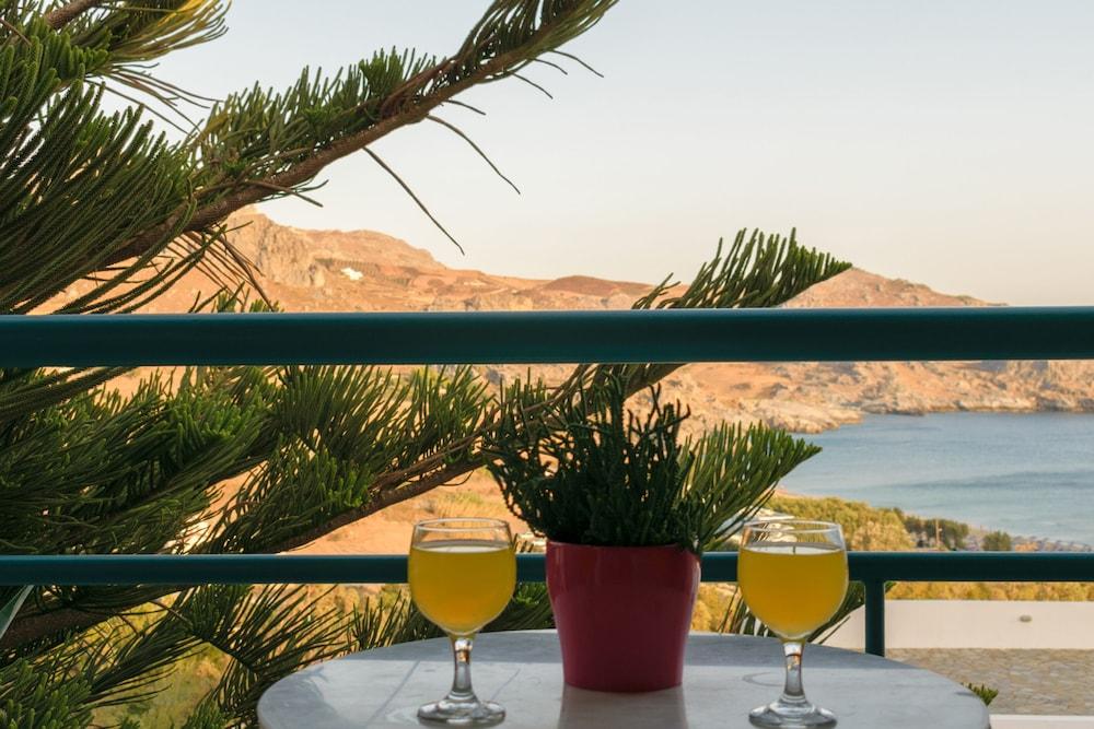 ホテル Damnoni Bay エクステリア 写真